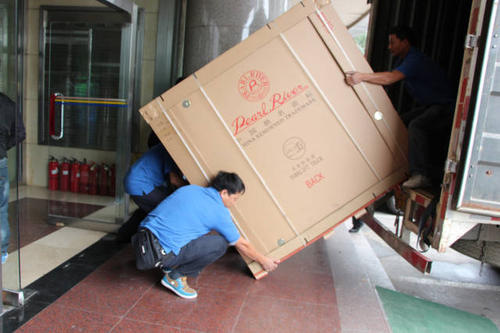 漳浦钢琴贵重工艺品无忧运